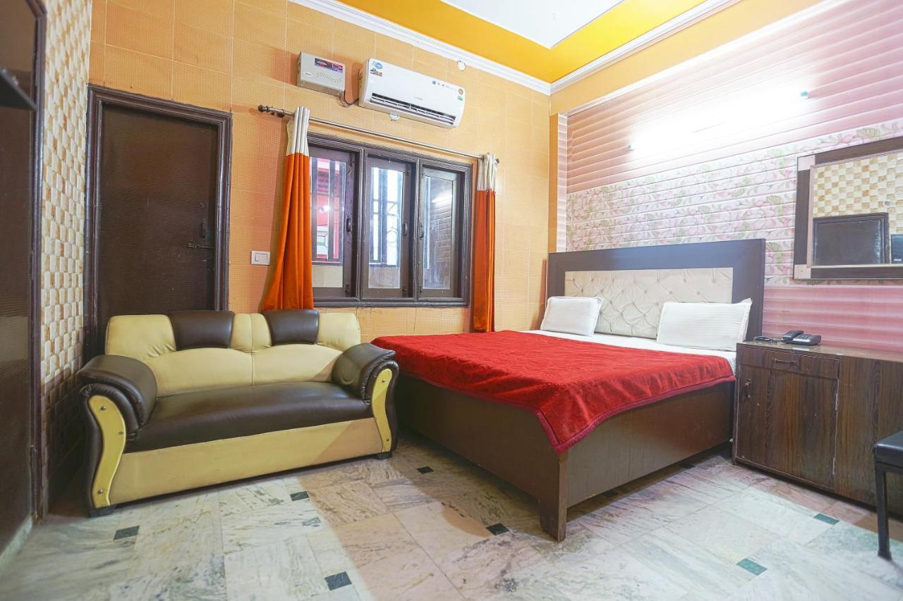 Spot On 43436 Hotel Mannat Spot Moradabad Extérieur photo