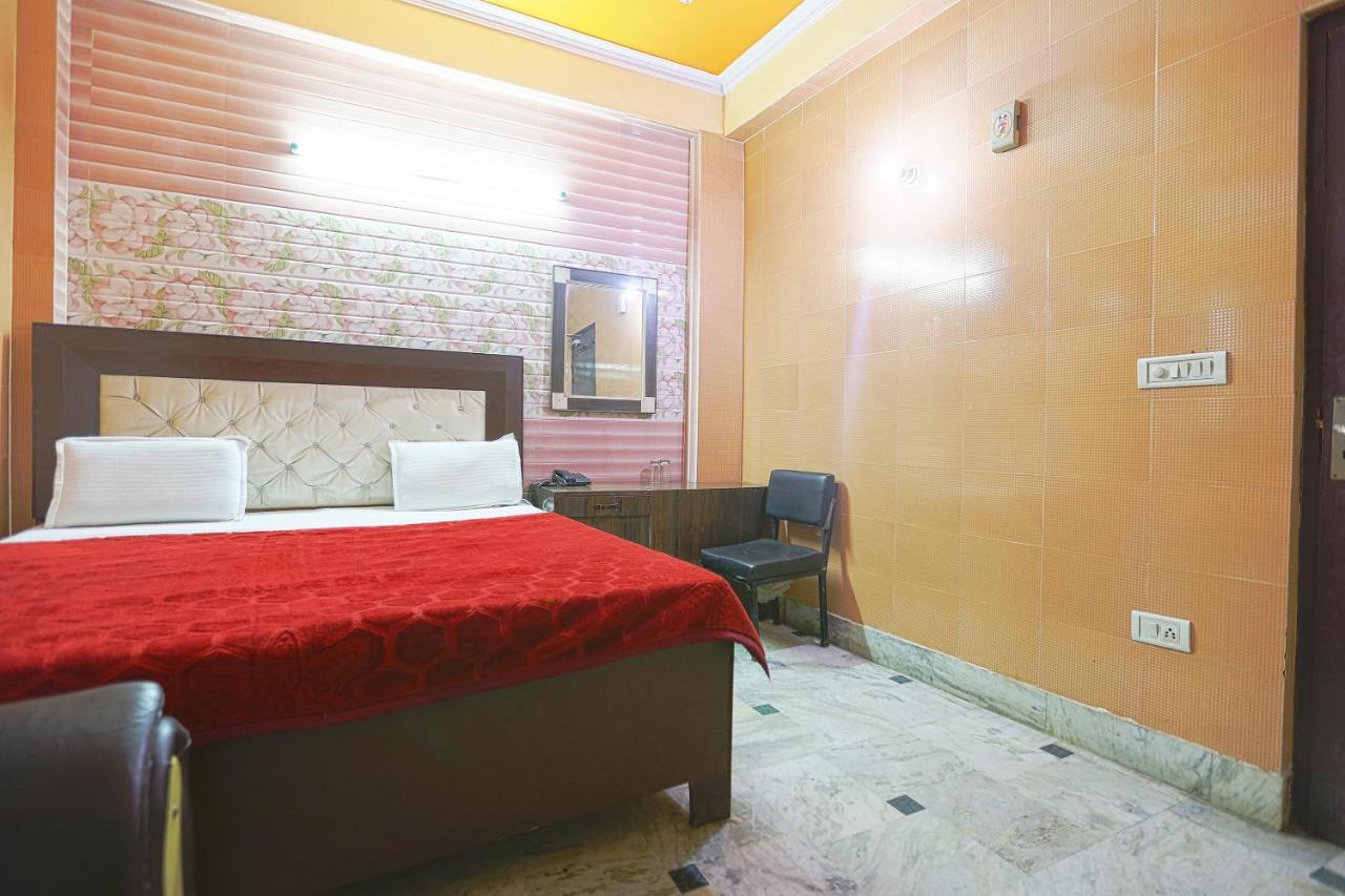 Spot On 43436 Hotel Mannat Spot Moradabad Extérieur photo