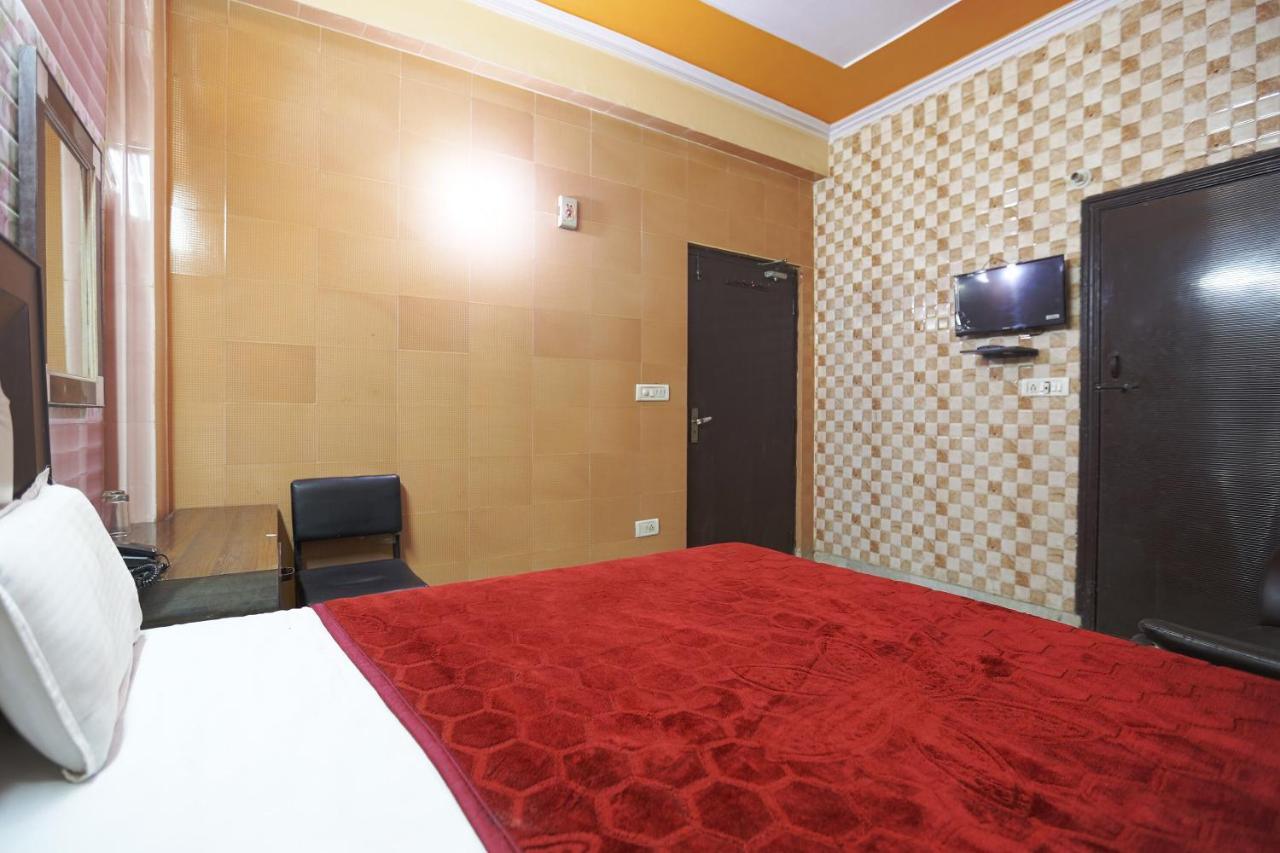 Spot On 43436 Hotel Mannat Spot Moradabad Extérieur photo